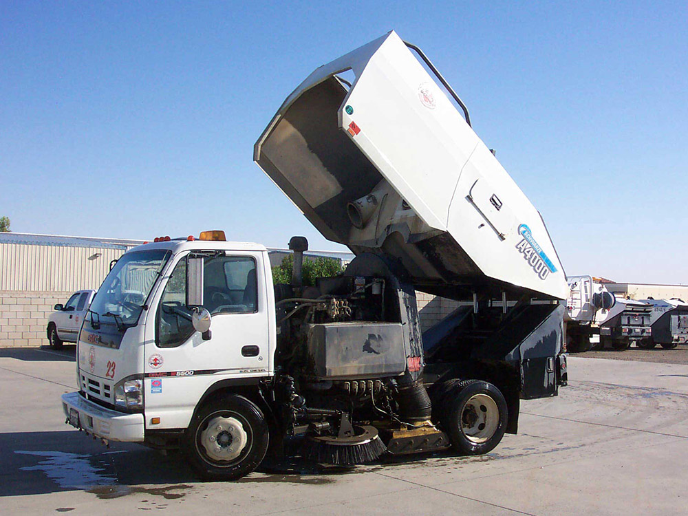 Sweeping Truck Lifted Bed